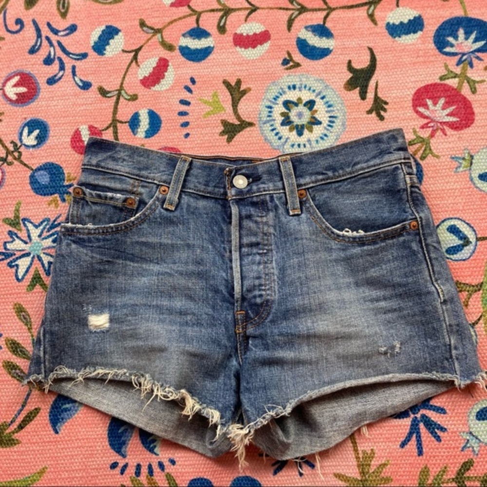 Levi’s Raw Cuffed Button Fly Distressed Shorts